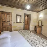 Peace Stone House Готель