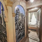 Готель Peace Stone House