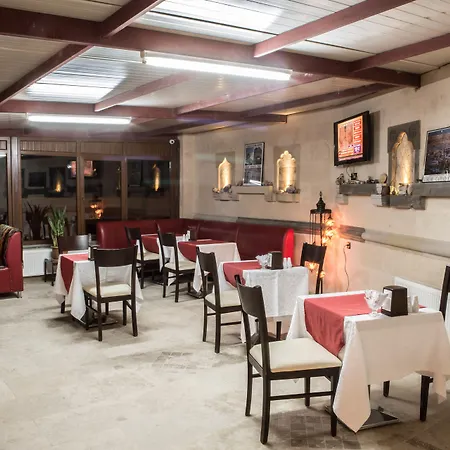 Otel Peace Stone House 3*